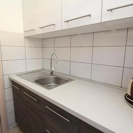Apartman In Mit Eigenem Balkon Baška