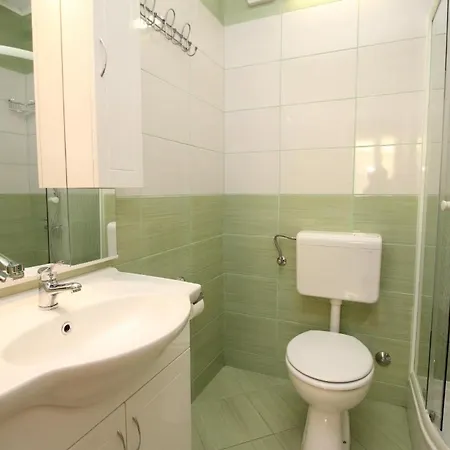 Apartment In Mit Eigenem Balkon *